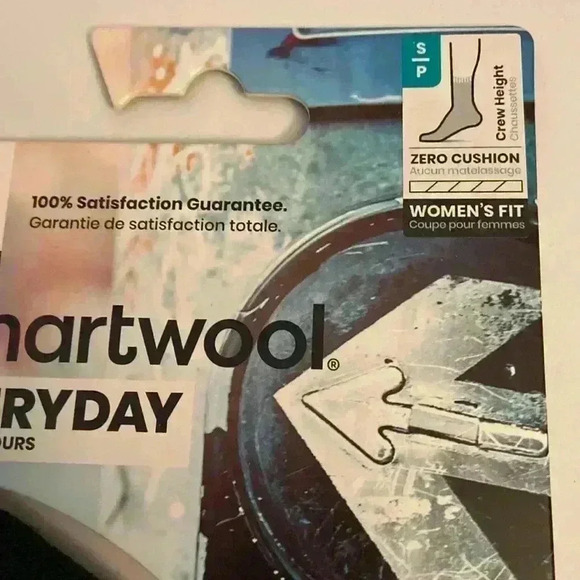 Smartwool Woman’s Everyday Zero Cushion Crew Sock-DP Navy Size Small NWT - Picture 2 of 4